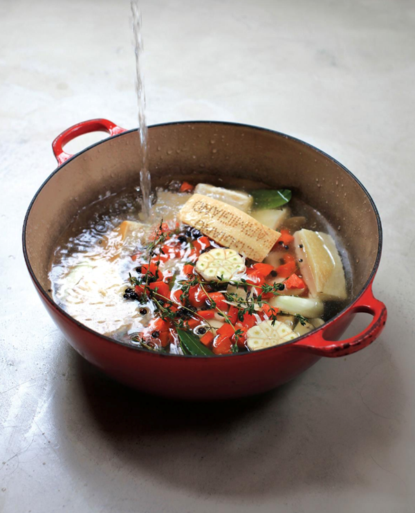 Brodo di Parmigiano