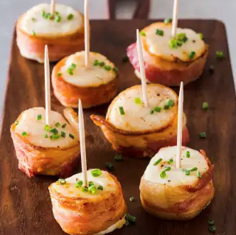 Broiled bacon-wrapped sea scallops