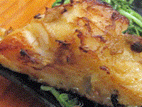 Broiled buttery sea bass (Yānjú lúyú / 醃焗鱸魚)