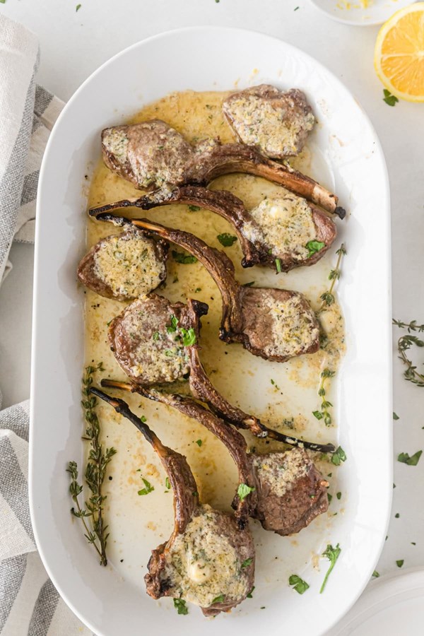 Broiled lamb chops