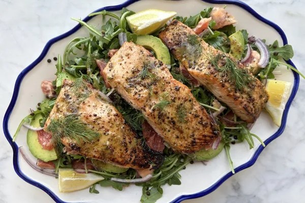 Broiled salmon with lentil, grapefruit & avocado salad