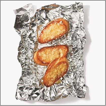 Broiler garlic bread