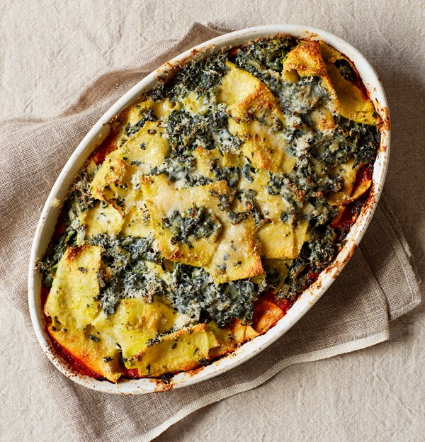 Broken lasagne with cavolo nero, ricotta and tomato