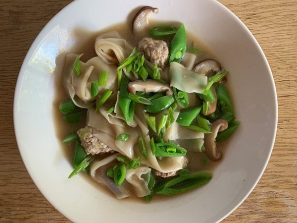 Broken wonton soup