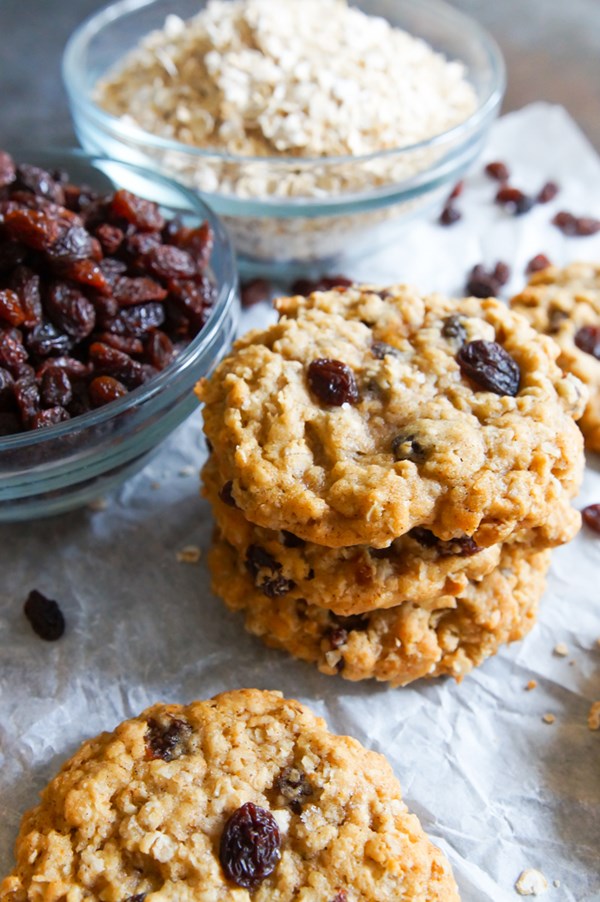 Brown butter and vanilla oatmeal raisin cookies