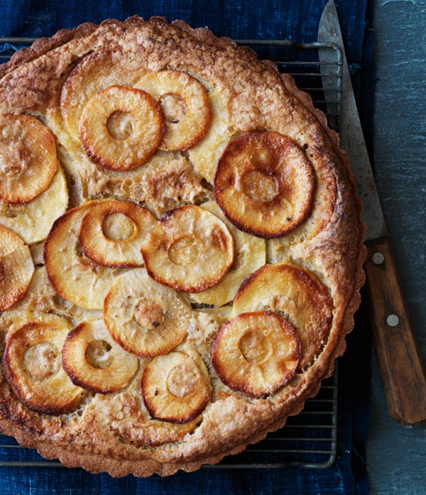 Brown butter apple tart