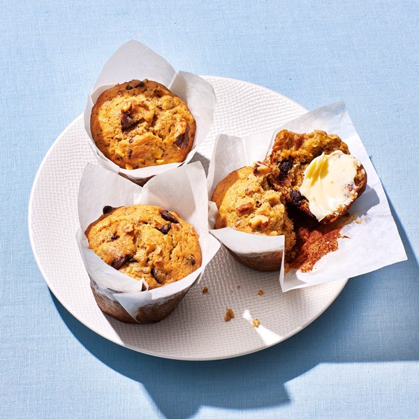 Brown-butter banana nut muffins 