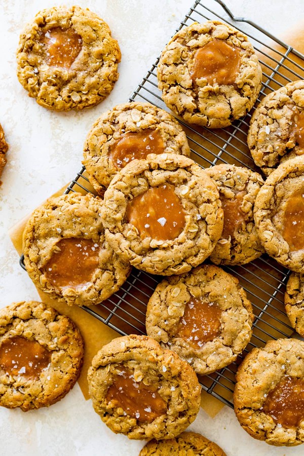 Brown butter caramel oatmeal cookies