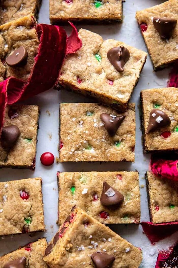 Brown butter Christmas M&M cookie bars