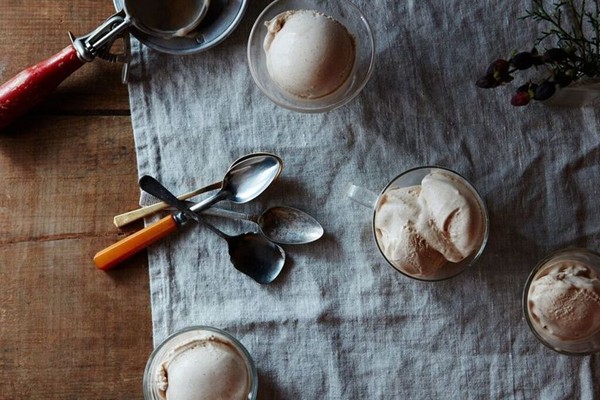 Brown butter cinnamon ice cream
