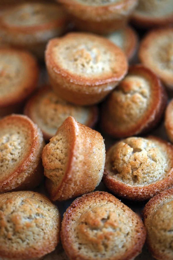 Brown butter financiers