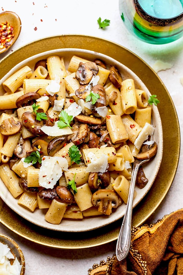 Brown butter mushroom pasta