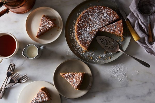Brown butter tiger nut Genoise