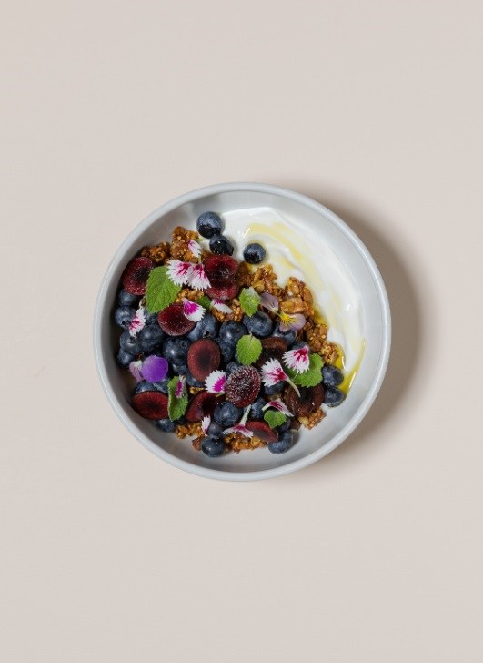 Brown butter turmeric granola 