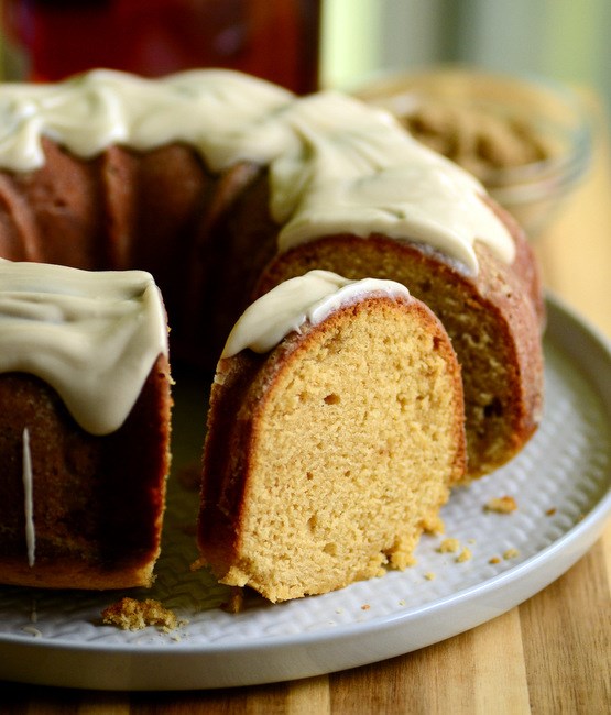 Brown sugar bourbon pound cake