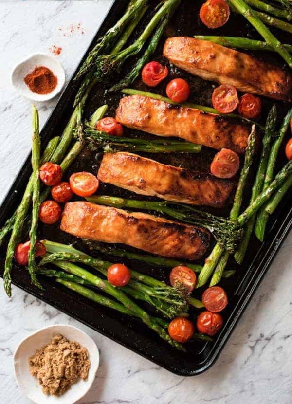 Brown sugar broiled salmon
