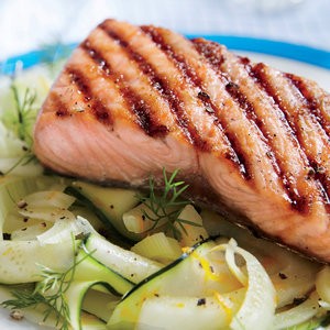Brown sugar-grilled salmon with zucchini and fennel "noodles"