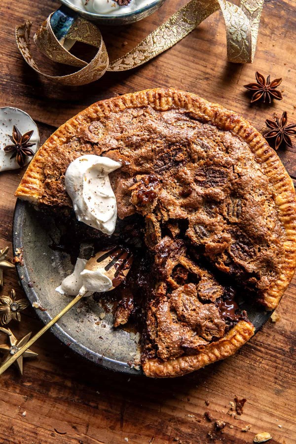 Brown sugar maple pecan cookie pie