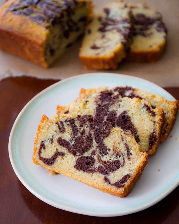 Brown sugar marble pound cake