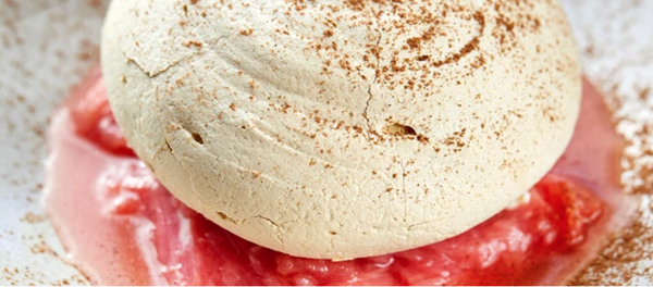 Brown sugar meringues with rhubarb compote