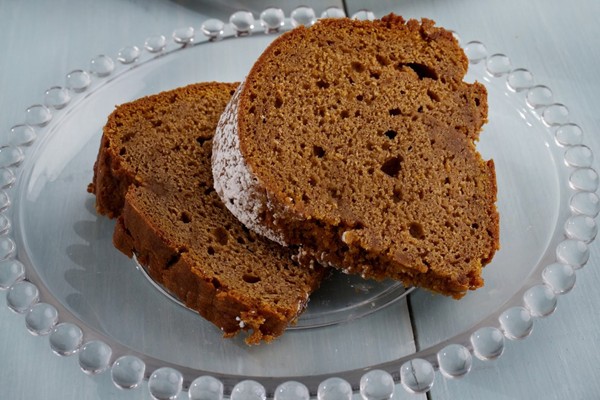 Brown sugar-sweet potato cake
