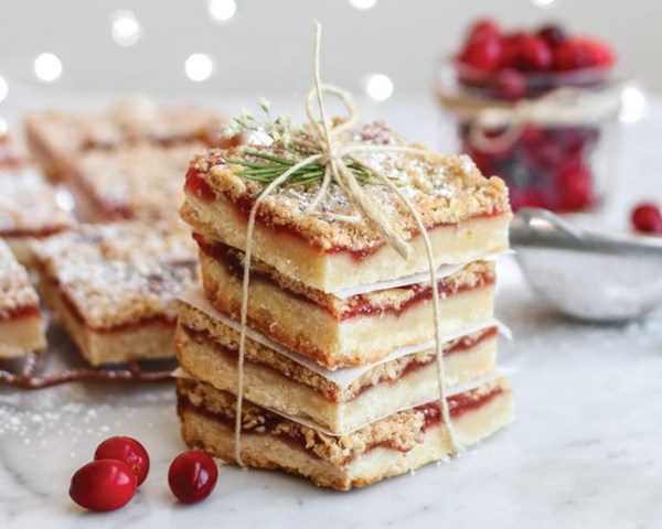 Browned butter cranberry orange bars with brown sugar oat streusel