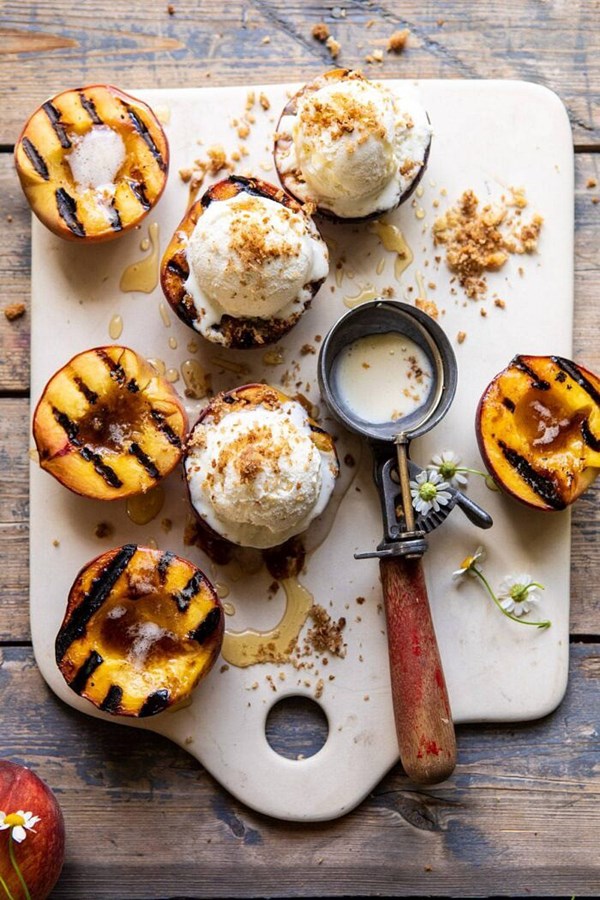 Browned butter grilled peaches with cinnamon "toast" brioche crumbs