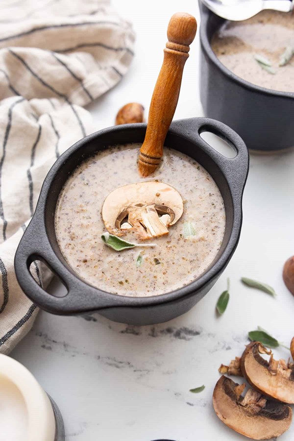 Browned butter mushroom soup