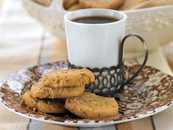 Browned butter-pecan shortbread