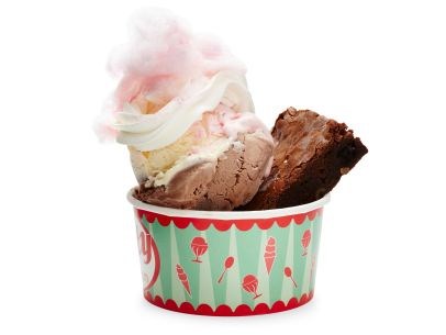 Brownie-cotton candy sundaes