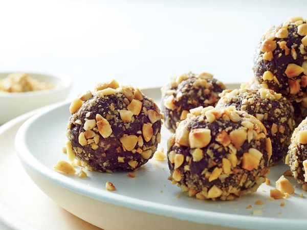 Brownie energy bites