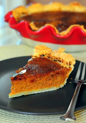Brûléed pumpkin pie