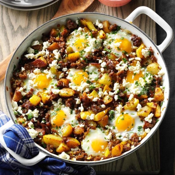 Brunch hash & egg bake
