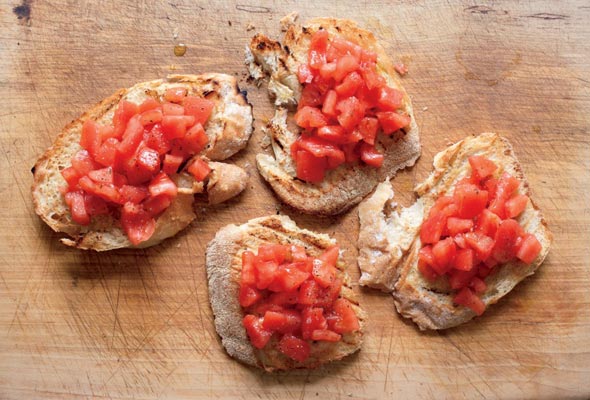 Bruschetta with tomato