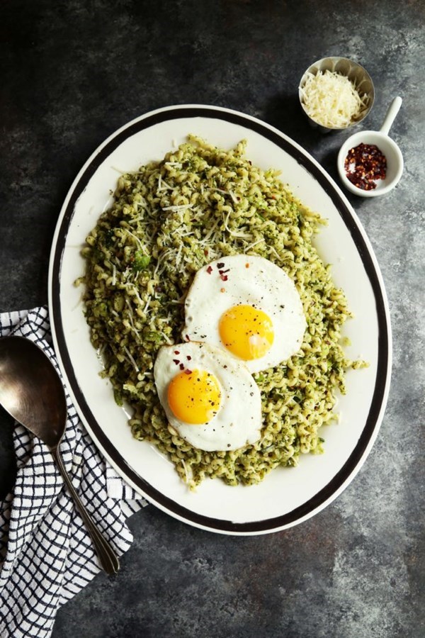 Brussels sprout brunch pasta