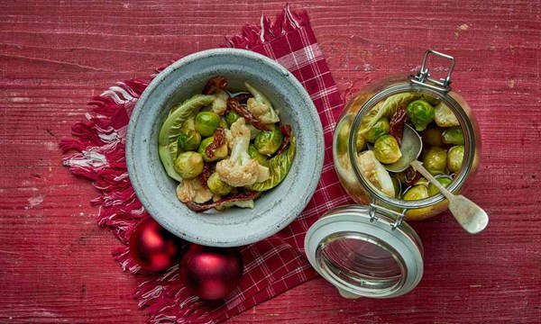 Brussels sprouts under oil 