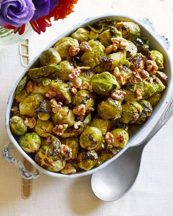 Brussels sprouts with balsamic reduction and walnuts