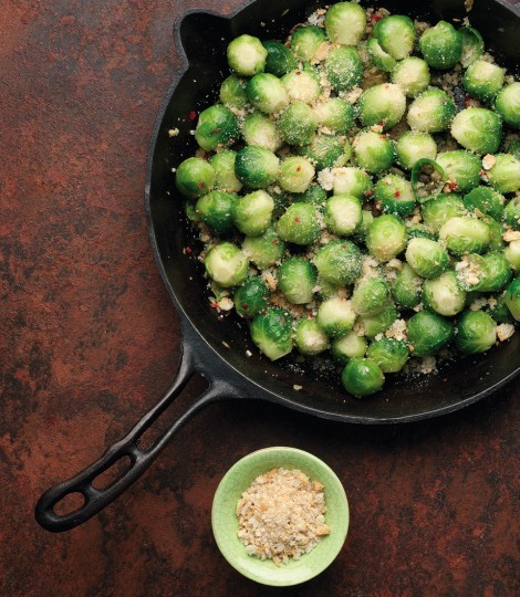 Brussels sprouts with spiced breadcrumbs