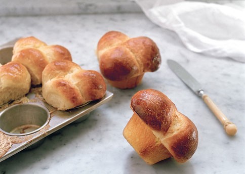 Bubble-top brioches