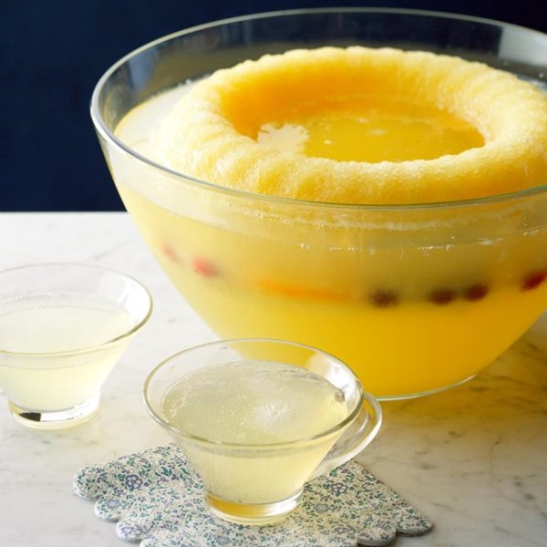 Bubbly Champagne punch