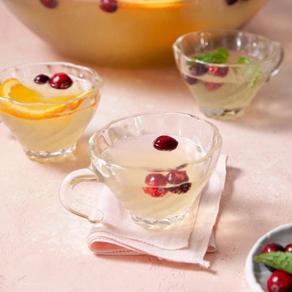 Bubbly Champagne punch
