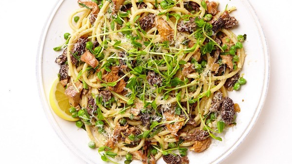 Bucatini with peas, wild mushrooms, and creamy tarragon sauce