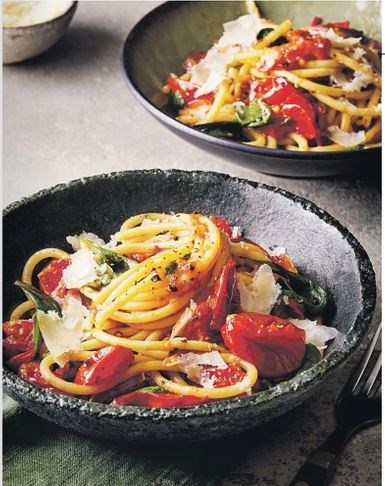 Bucatini with roasted tomatoes & basil