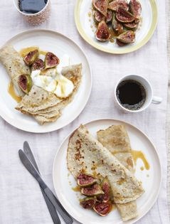 Buckwheat and coconut crêpes with baked figs