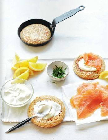 Buckwheat blini with yoghurt and smoked salmon