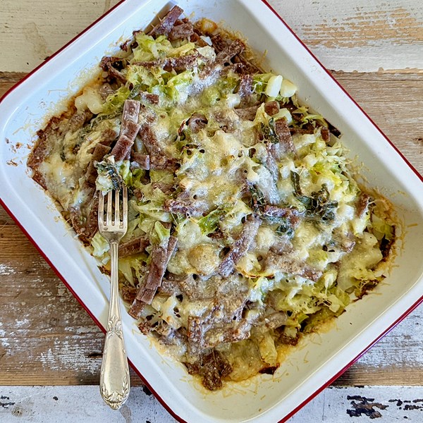 Buckwheat pasta with cabbage, potato & cheese (Pizzoccheri)