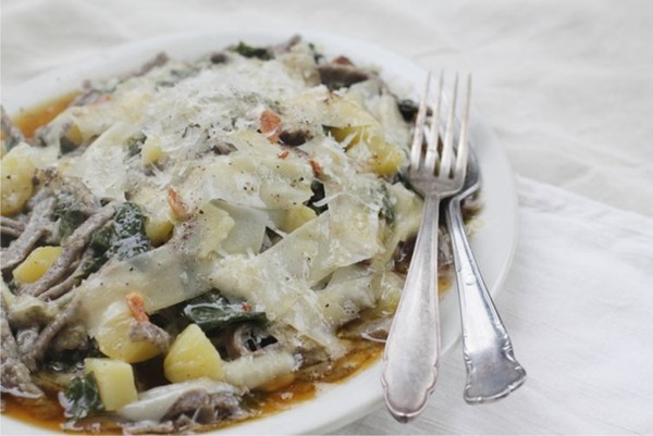 Buckwheat pasta with potatoes and Swiss chard (Pizzoccheri valtellinesi)