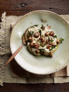 Buckwheat polenta with sausage and Gorgonzola (Polenta taragna)