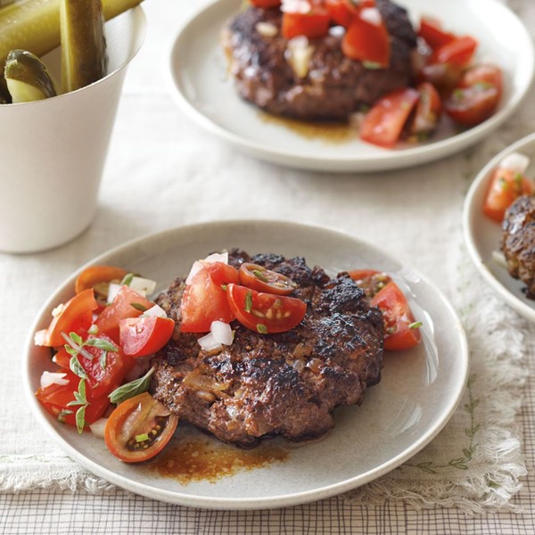 Buffalo burgers with tomato and marjoram topping 