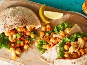 Buffalo cauliflower pockets